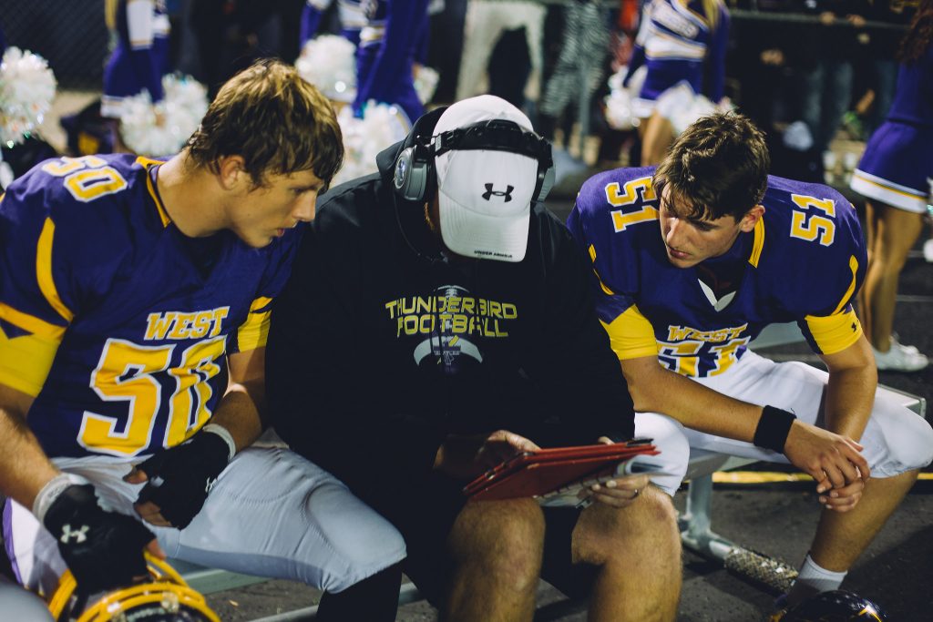 Show & Tell The GameChanging Benefit of Hudl Sideline Football Toolbox